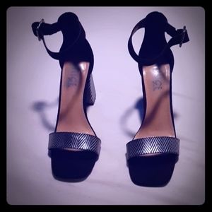 Modern silver and black hills